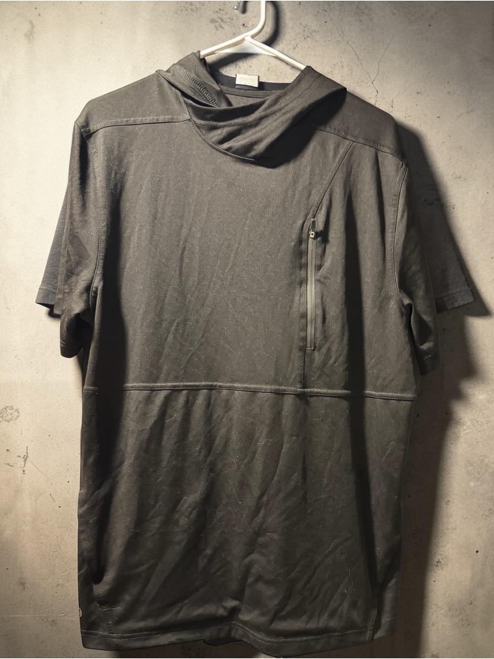 Russell Athletic Men's Short-Sleeve Hooded Performance Shirt - Gray